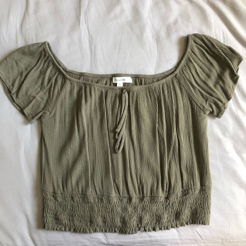 Off the Shoulder Smock Lined Top